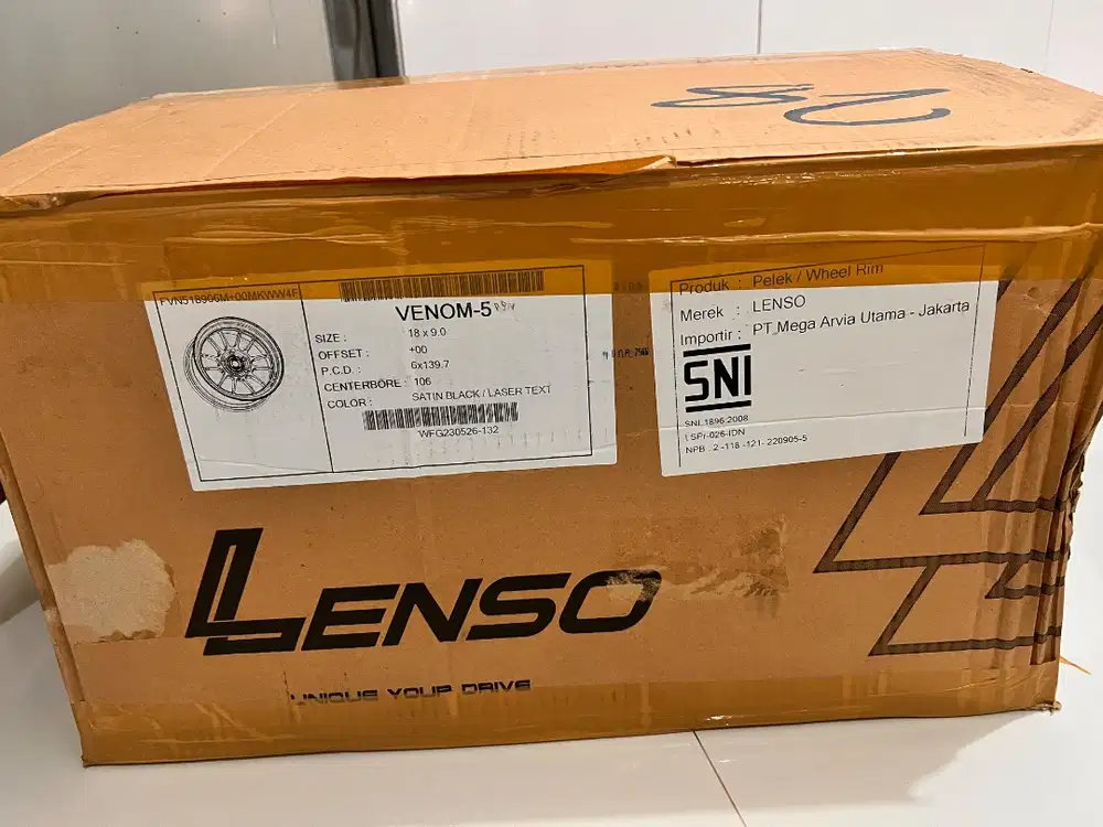 Velg Original R18 Et 0 Lenso Venom 5 Satin Black edition