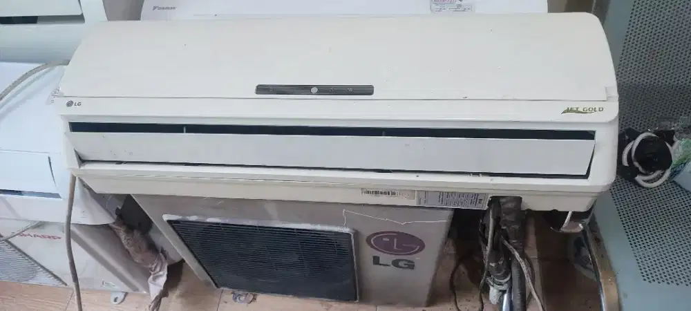AC LG 1/2 pk * orisinil dan bergaransi