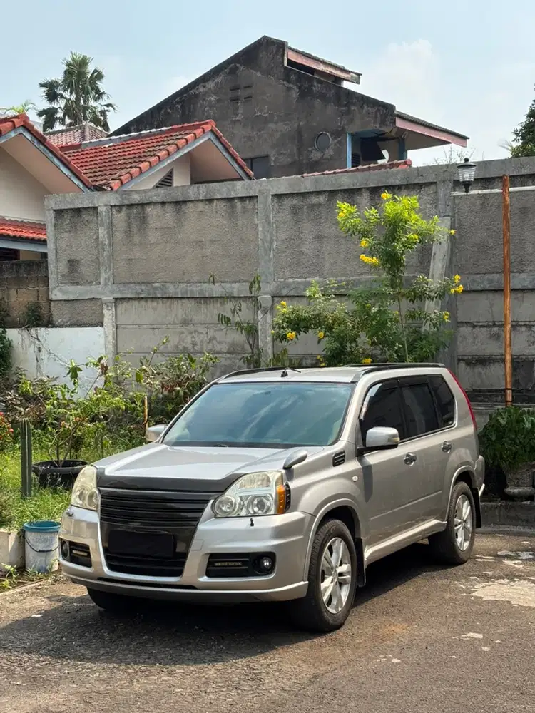 Nissan X-Trail 2011 Bensin