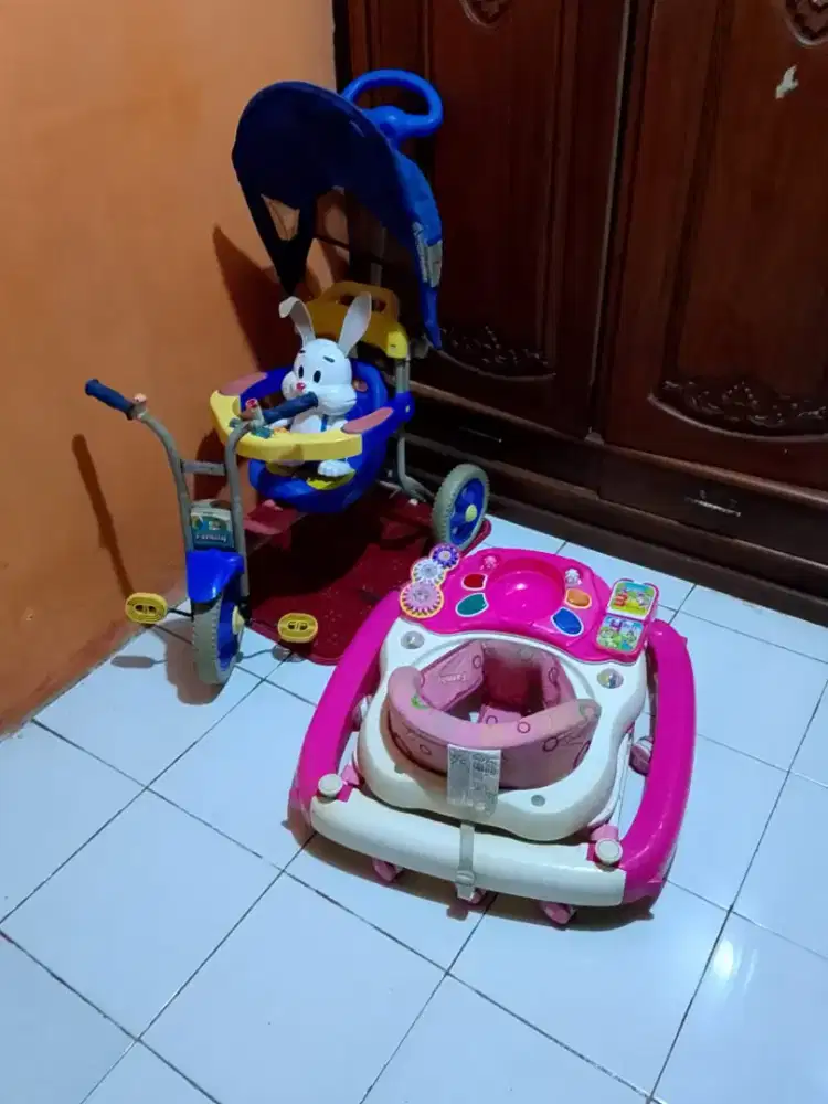 Sepeda dan Baby walker