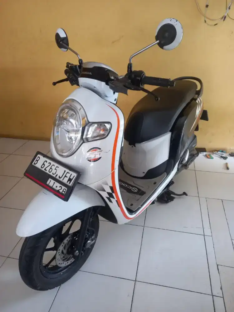 Honda scoopy 2018