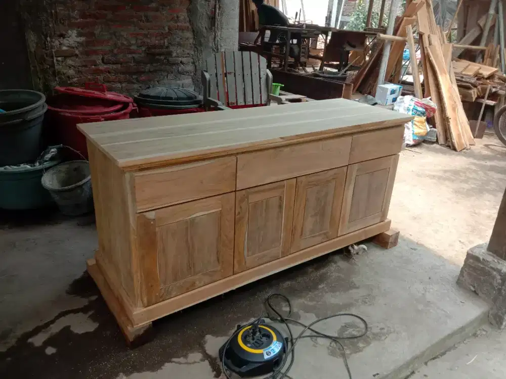 Meja TV kayu jati