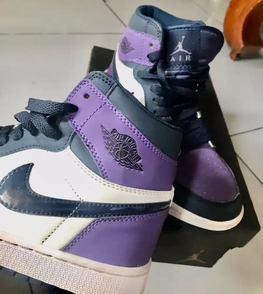 preloved : Nike Air Jordan High Court Purple original for teenagers