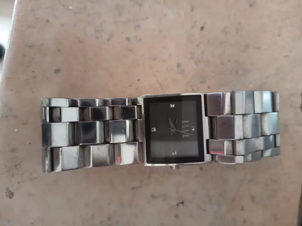 Jam tangan Elle ori