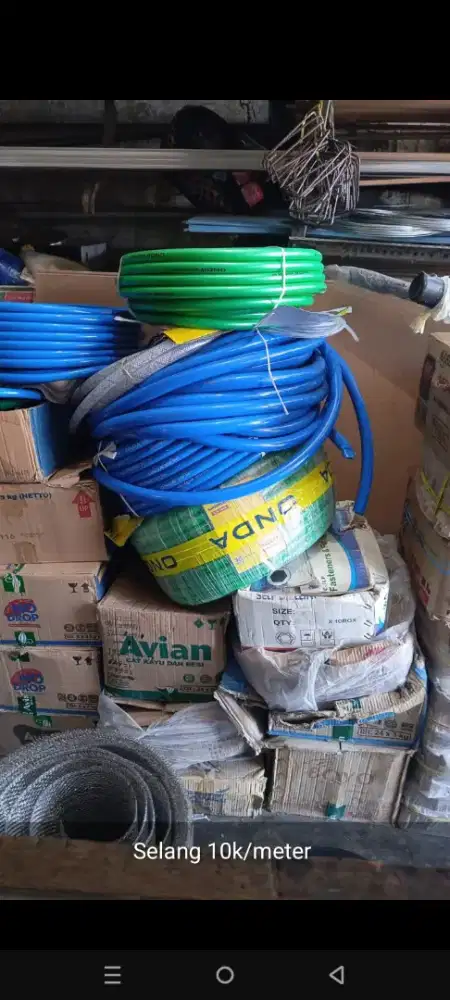 Selang pentil ijo dan selang besar biru