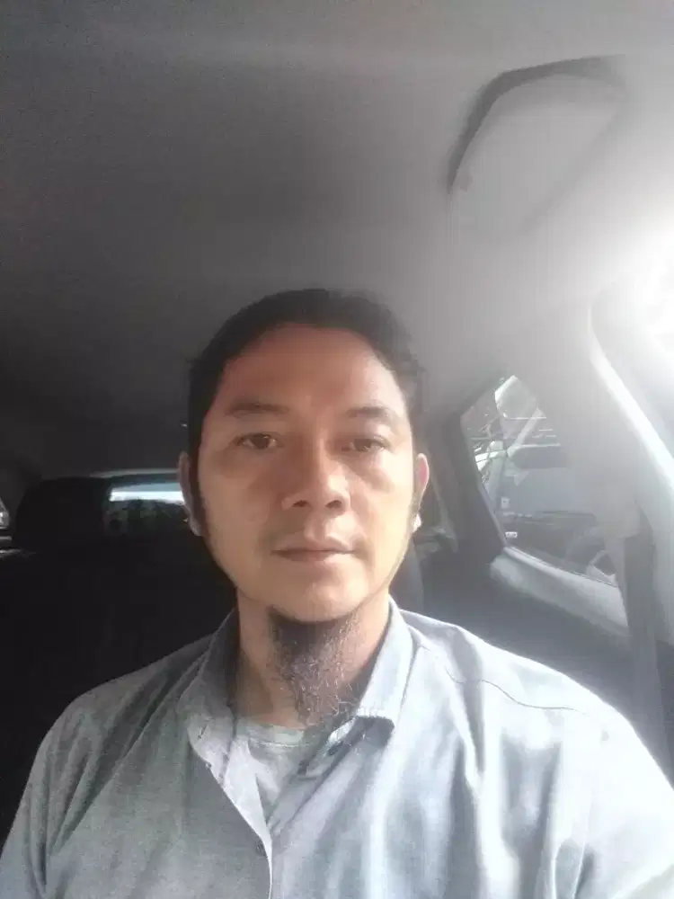 Mencari kerja supir