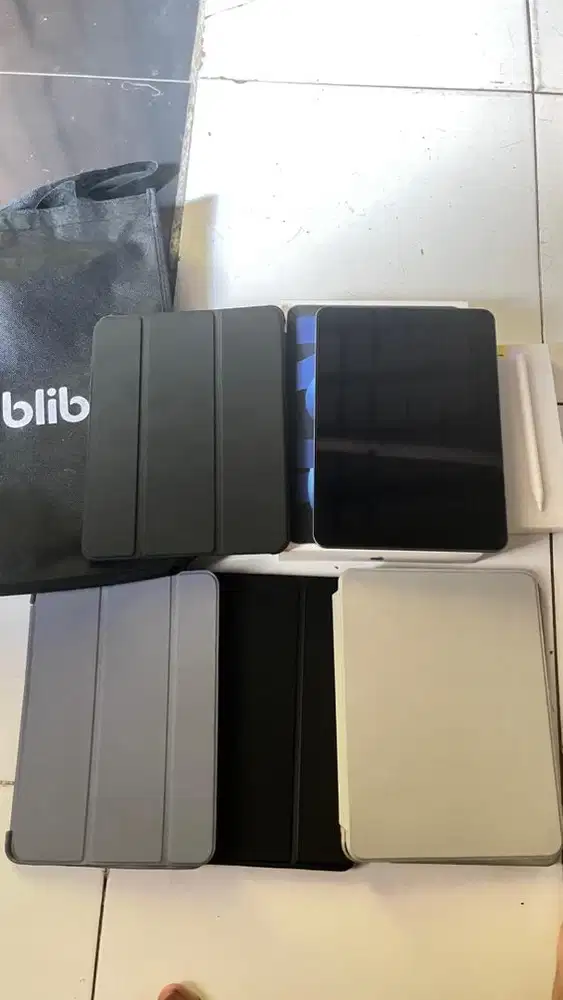 Ipad air 5 blue wifi only 64gb ibox
