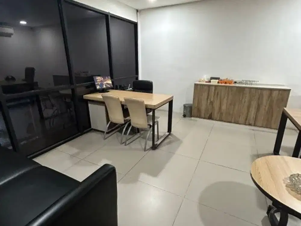 Ruko Strategis di Main Road BKR, Regol, Luas 300 m2 cocok untuk Kantor & Usaha Ref.05666