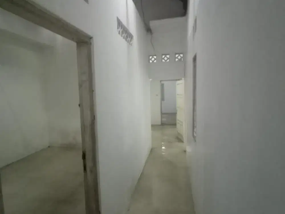 Rumah Dalam Perumahan One Gate Dekat Jalan Wates, Harga Rp700 Juta Nego