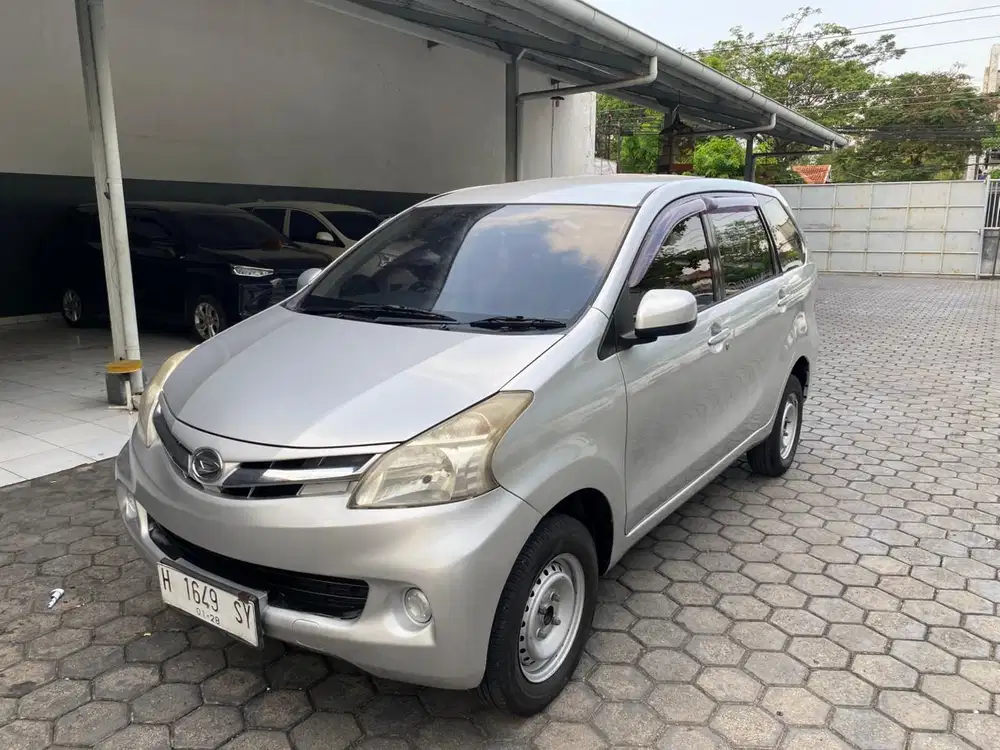 Daihatsu Xenia 2012 Bensin