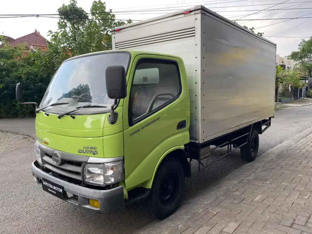 Truk Hino 4rdLong Th2011 Box Jumbo Antik!!