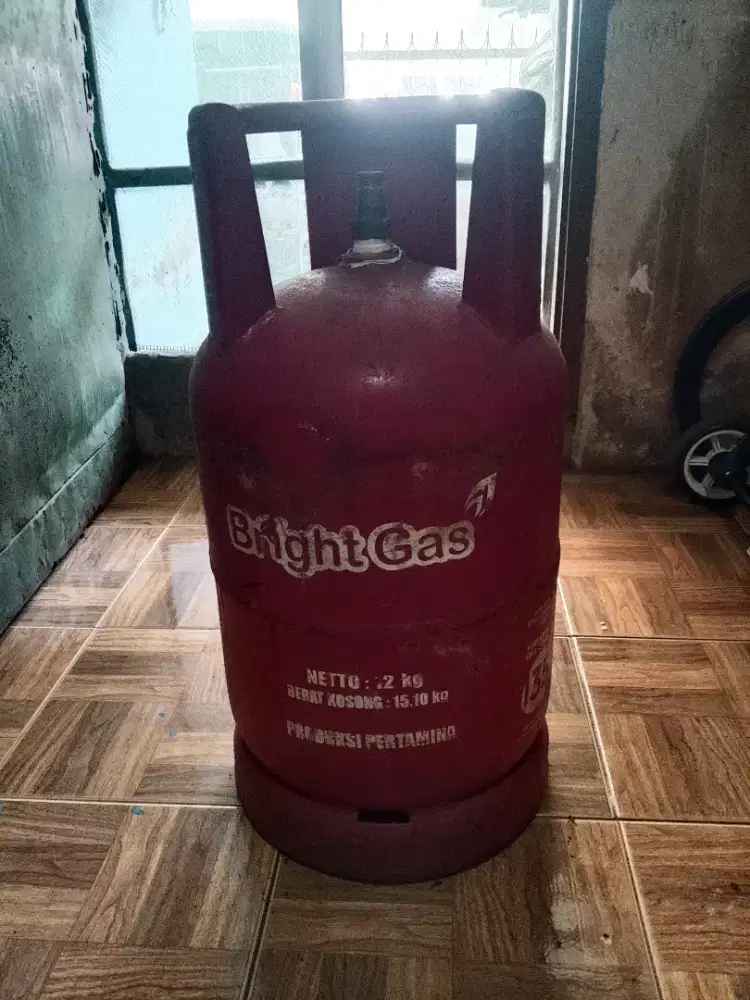 Jual cepat 2 tabung gas kosong 12kg