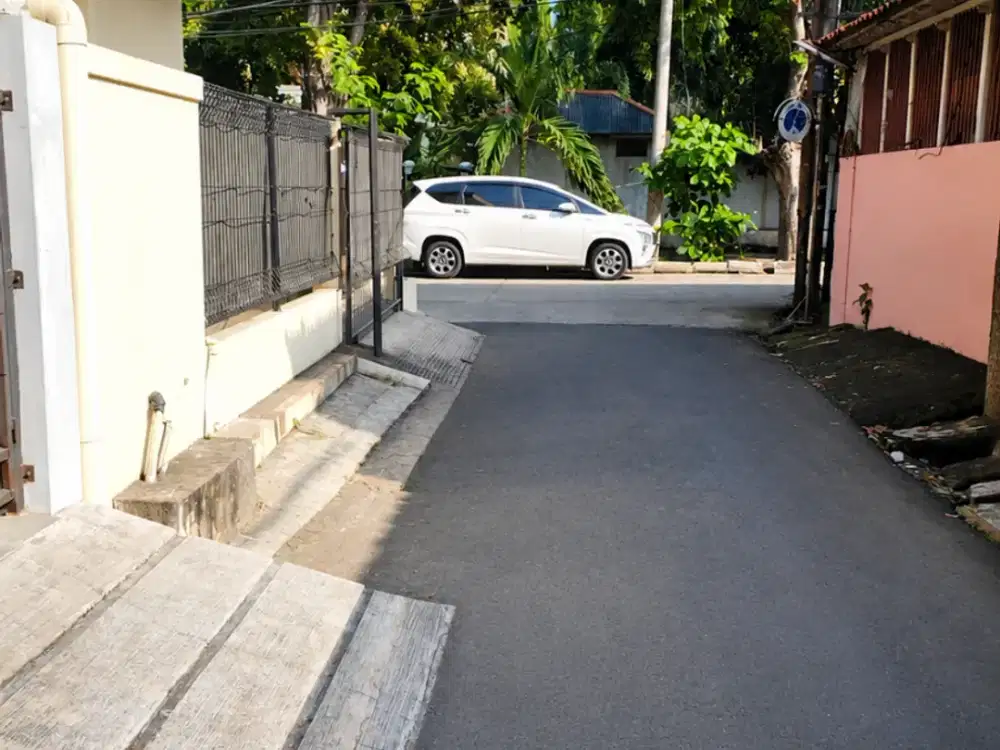 DI JUAL RUMAH DI GADING MAS TIMUR KELAPA GADING DI JAKARTA UTARA