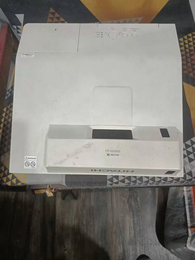 DIJUAL PROYEKTOR MERK HITACHI MURAH