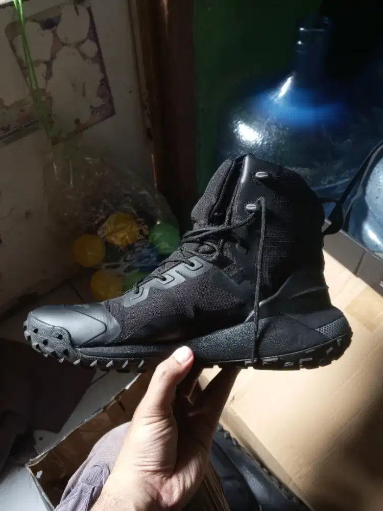 Sepatu mantap betul betul