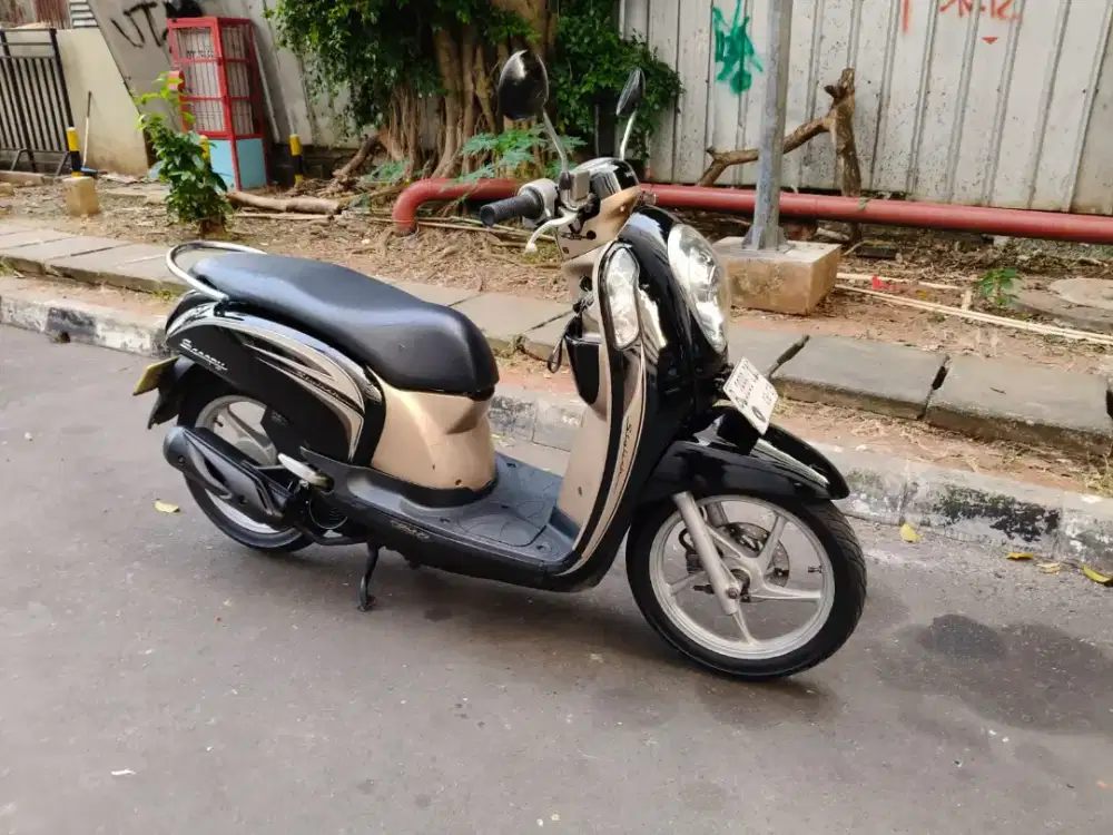 Honda Scoopy 110 PGM-FI Tahun 2014
