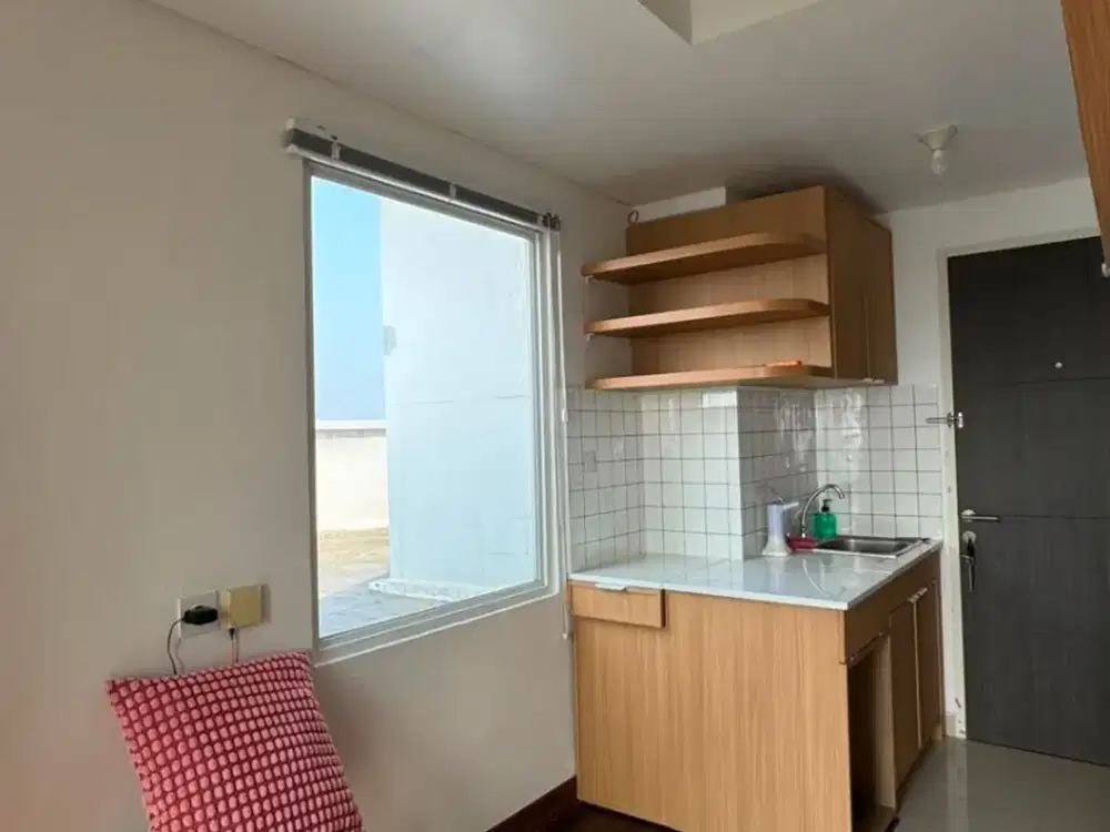 Dijual Apartemen Studio Full Furnished Siap Huni, Lantai Tinggi dengan City View Dekat Pasmod & Terminal Intermoda BSD