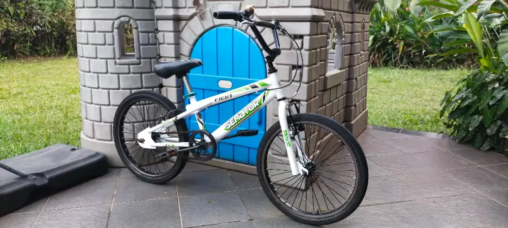 Sepeda BMX Senator size 20