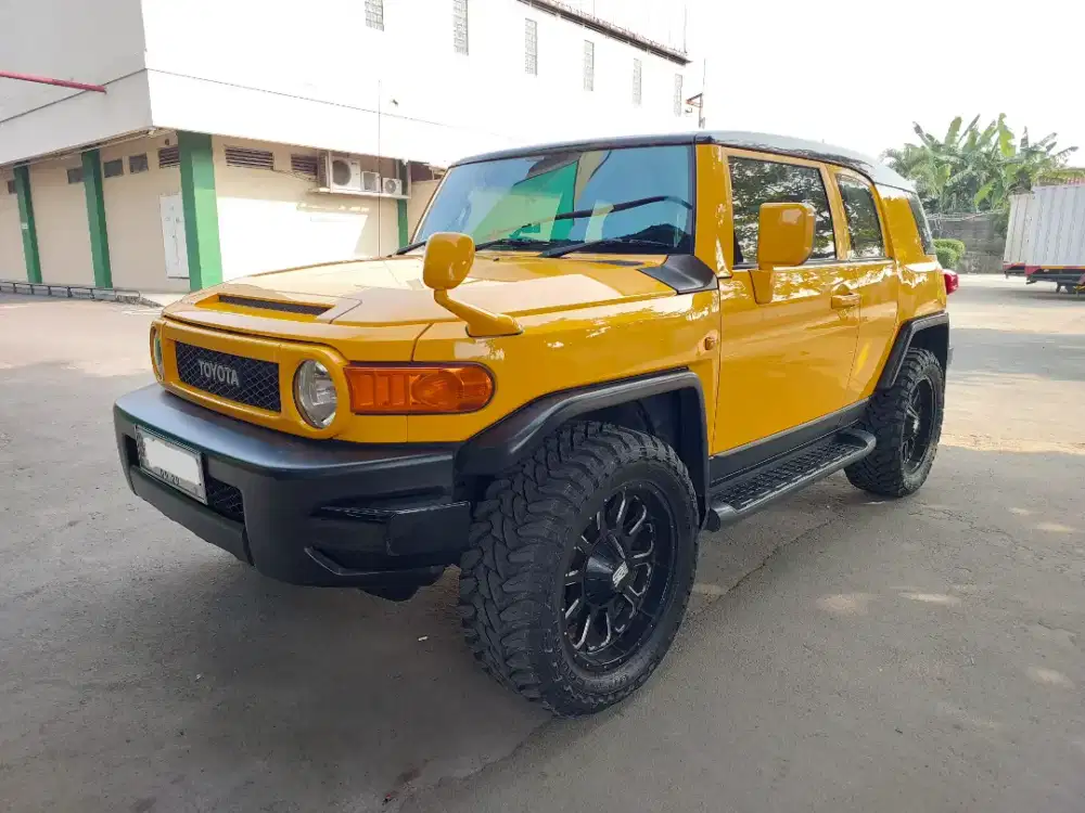 FJ CRUISER 4.0L Kuning Asli Terbaik 2012/11 Pribadi