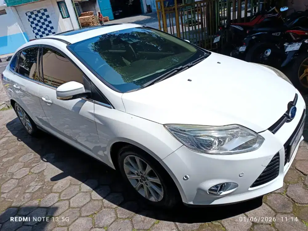 Dijual Ford Focus Sedan Titanium 2012 KM 60rb an Istimewaa Klangenan