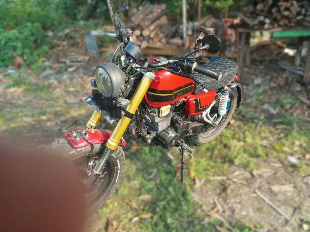 DIJUAL – Basic Honda GL Custom Bratstyle / Tracker Style