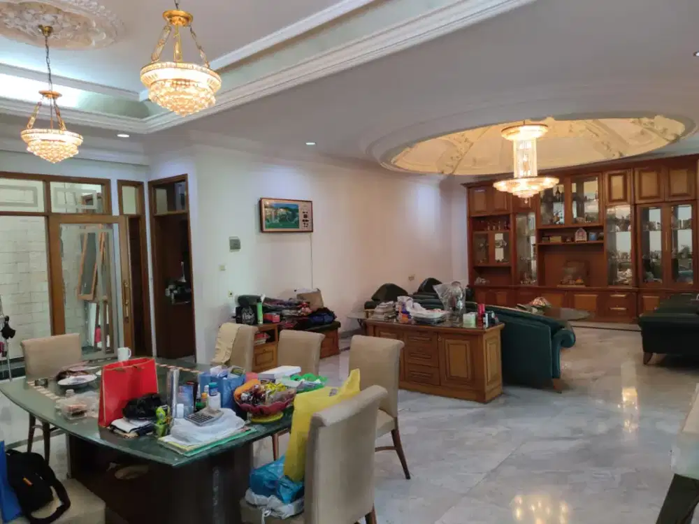 Dijual Rumah Terawat Siap Huni di Kawasan Batununggal Bandung