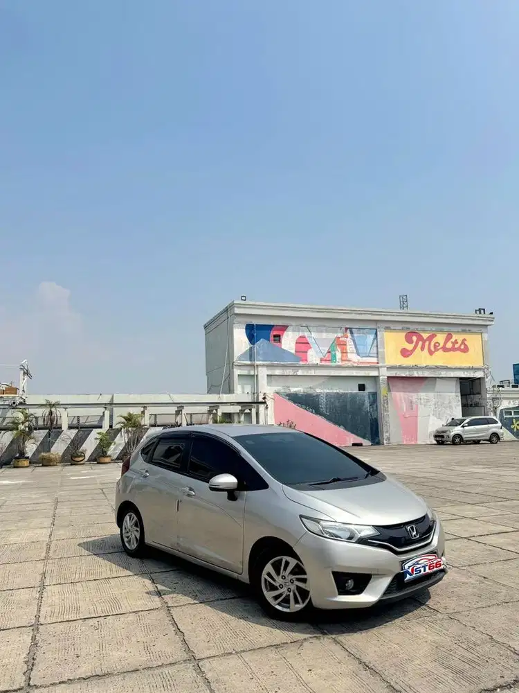 PROMO DP MINIM - HONDA JAZZ S AT 2015 (SILVER)