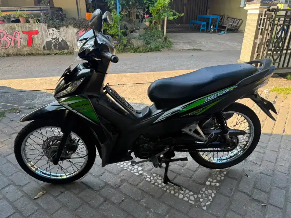 Revo injeksi THN 2014 plat AB Bantul