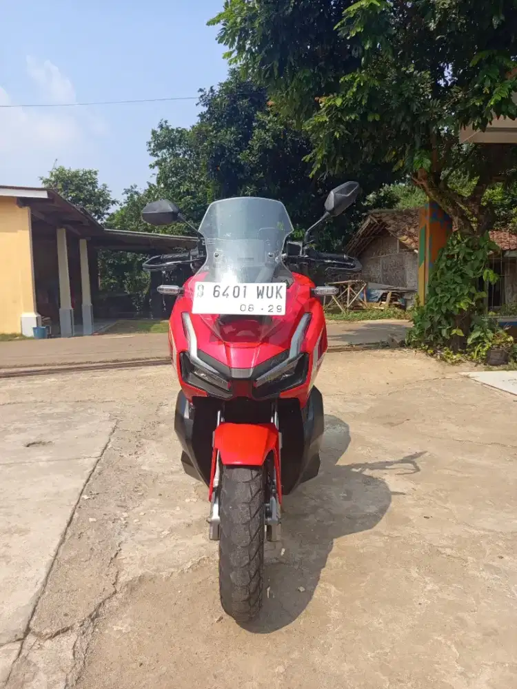 Dijual adv 150 type abs surat lengkap pajak hidup