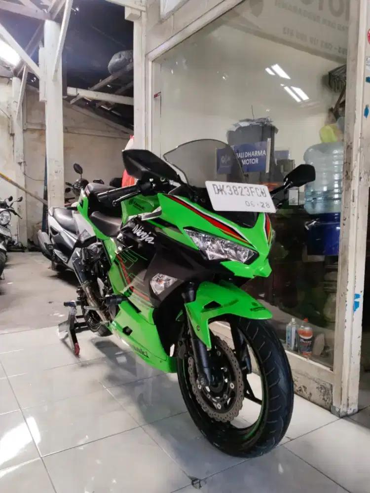 Ninja fi 250 ABS thn 2023 cash. Bali dharma motor