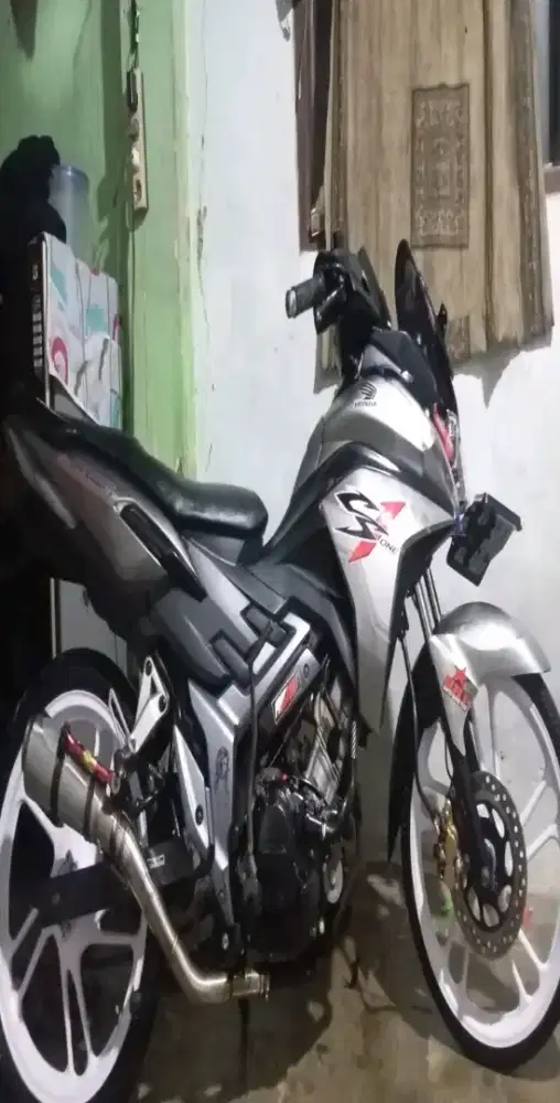 Jual atau barter motor