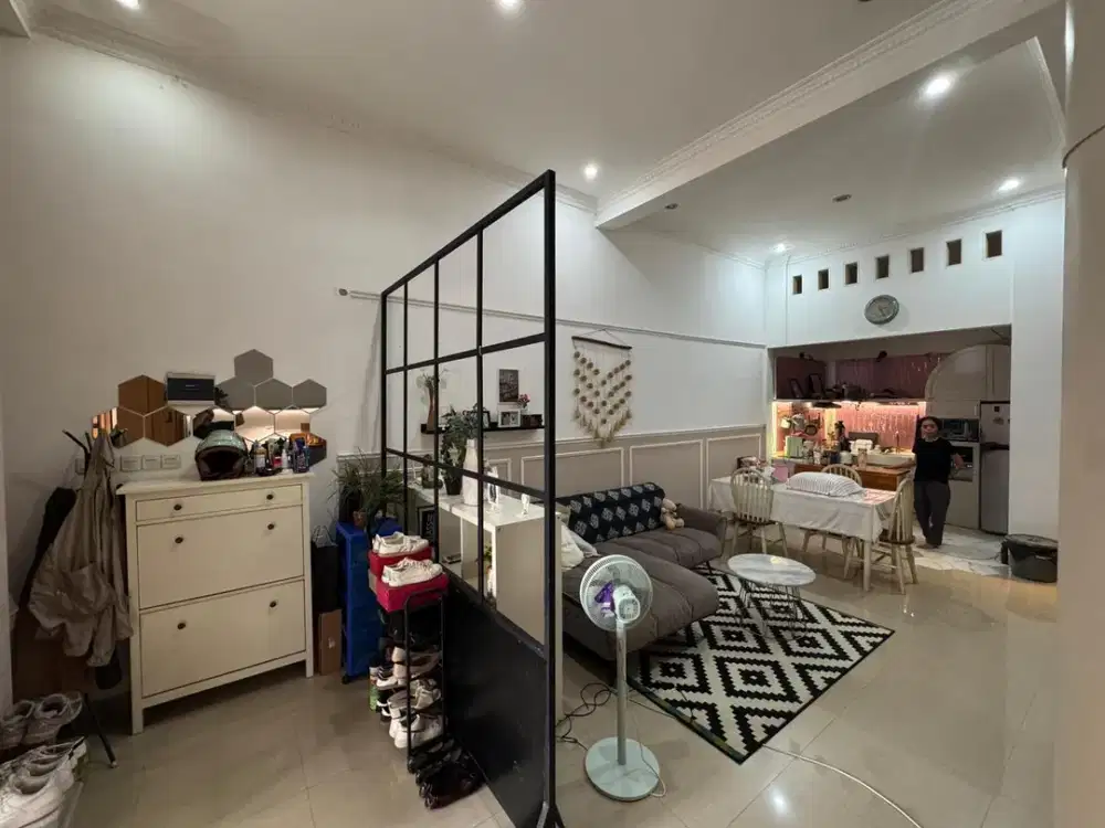 Dijual rumah Scandinavian  Pondok Bambu, Duren Sawit  Jakarta Timur