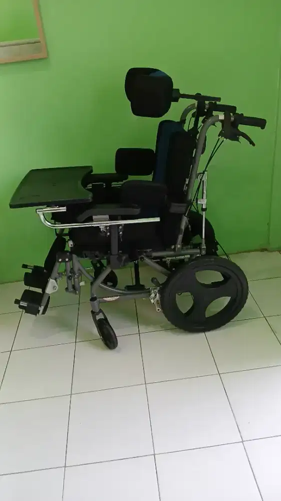 Di Jual Kursi Roda Anak CP