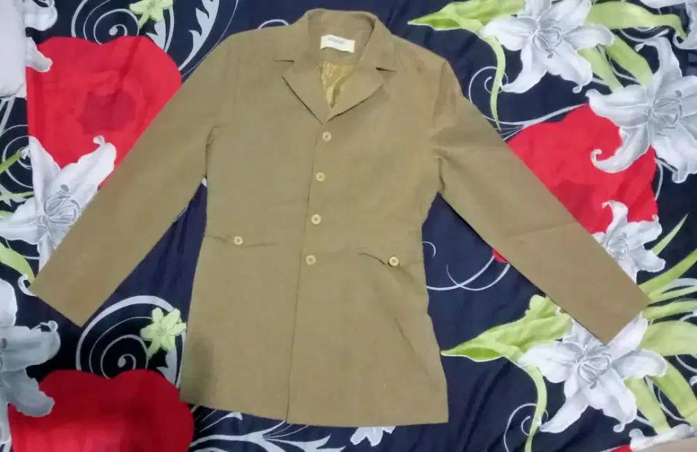 Blazer Mur_mer di jual cepat 130.000 an.minat chat me.