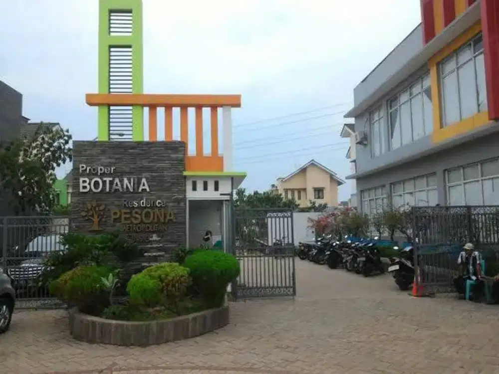 Rumah Hook di Jalan Utama Cluster Botania Residence Bekasi