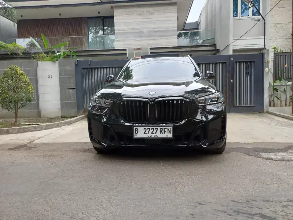 BMW X5 AUTOMATIC FULL OPTION LOW KM 20RB ISTIMEWA