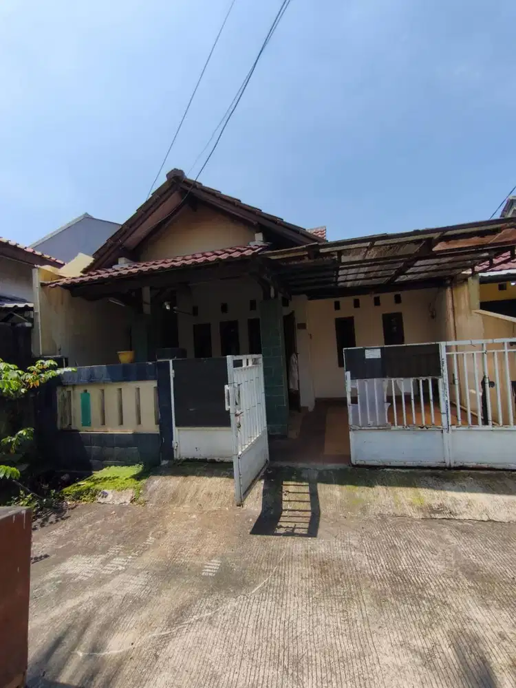 Dijual rumah Komplek Puri Permata Cipondoh Tangerang