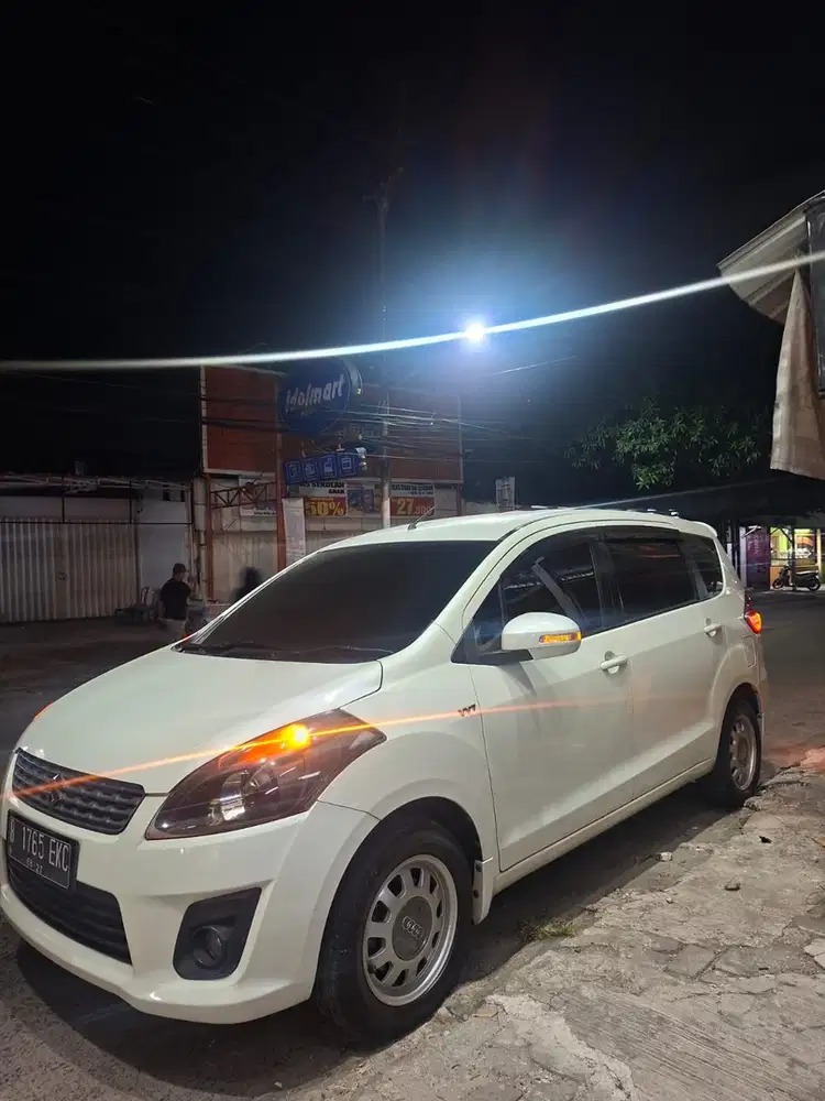 Suzuki Ertiga 2012 Bensin