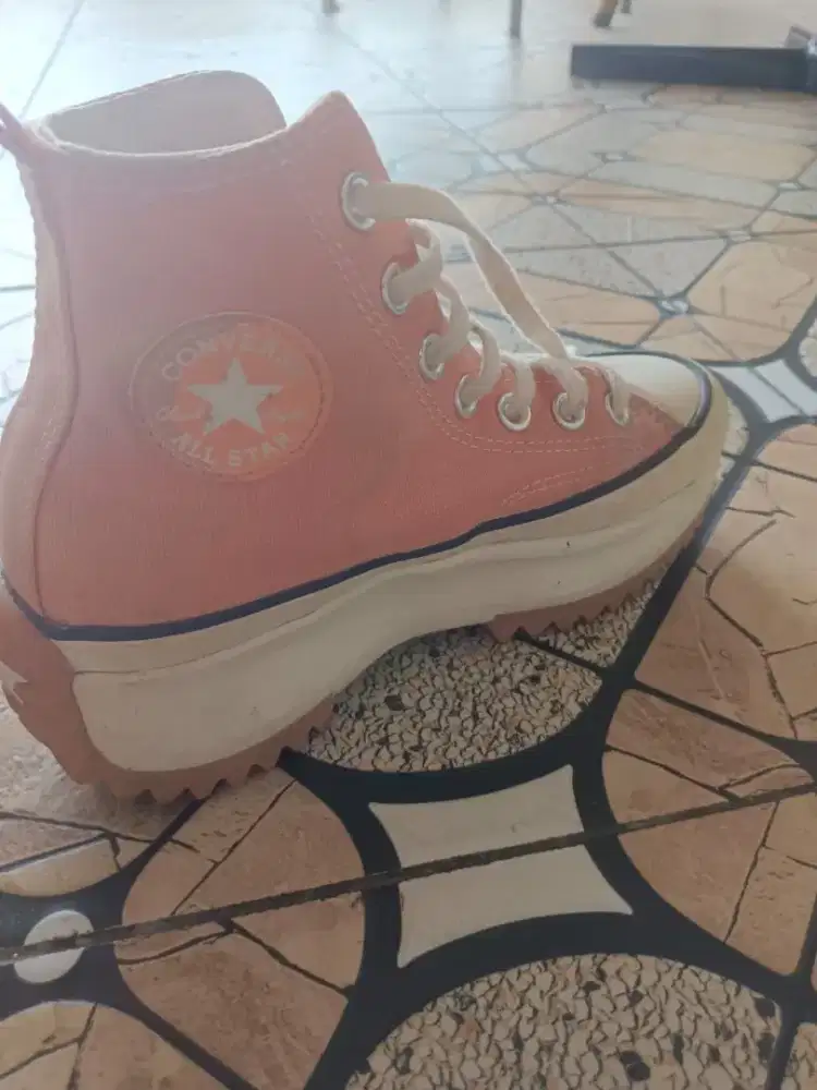 Sepatu Converse