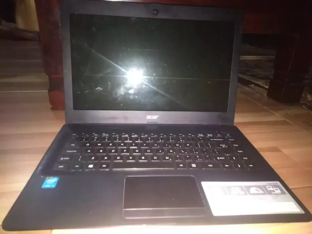 Acer one 14 z1402-38gr
