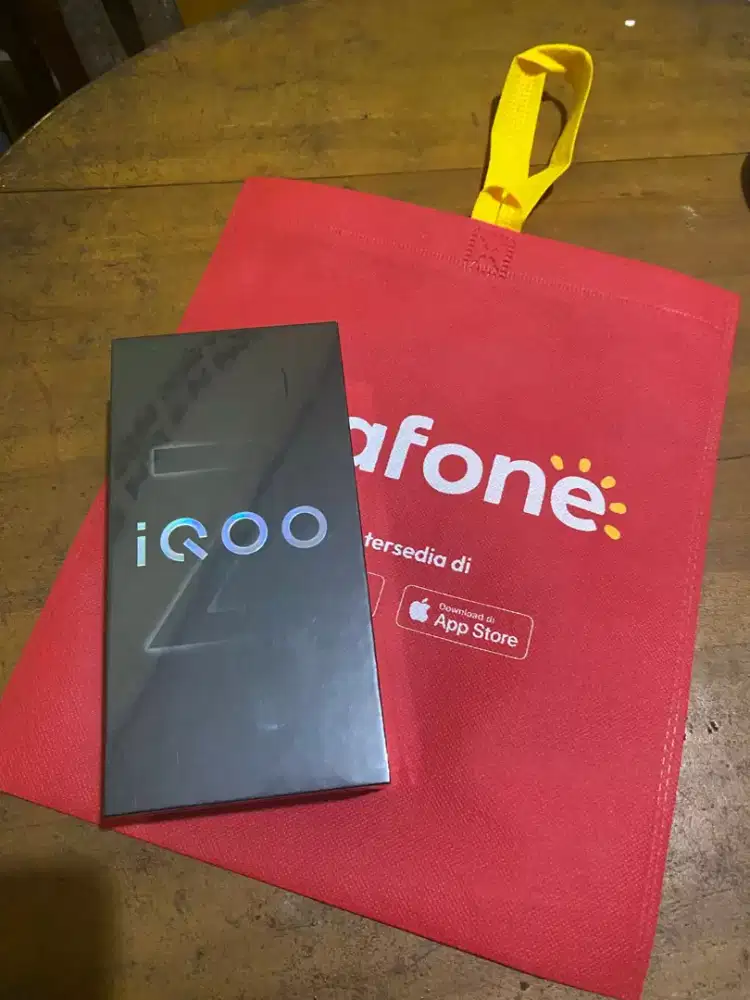 IQOO Z11X - 8/256 Warna Hitam