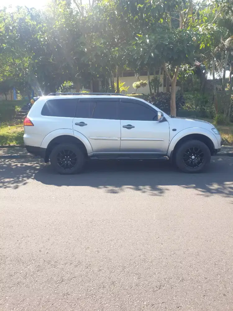 PAJERO SPORT Exceed 2011 AT 4X2