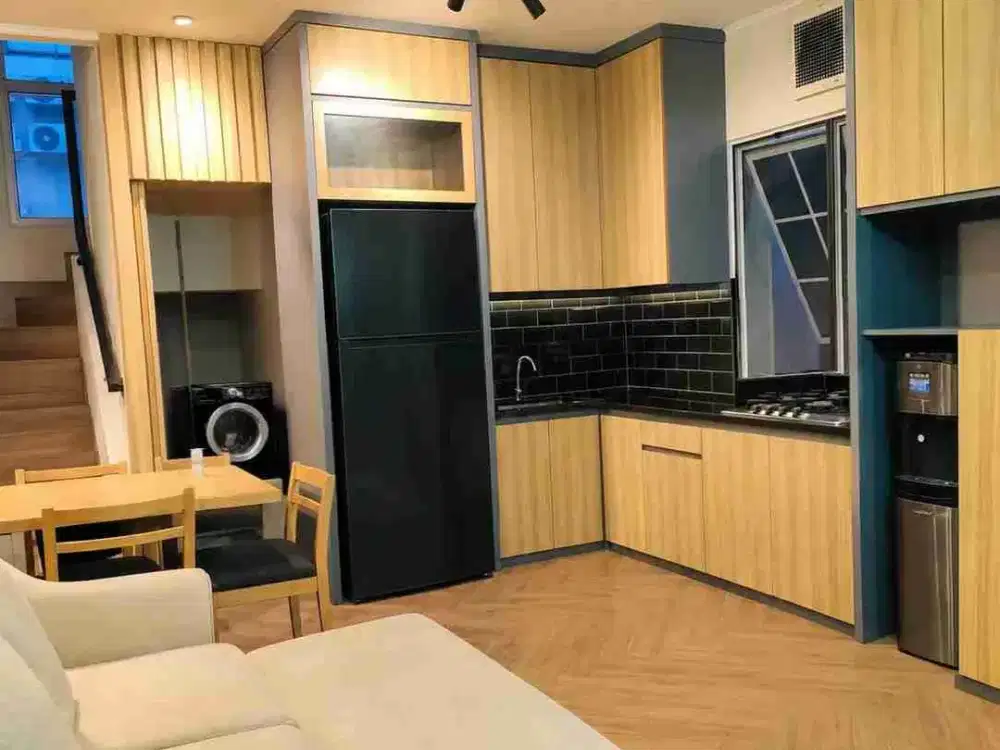 DIJUAL/DISEWAKAN RUMAH FULL FURNISHED DI VANYA PARK, BSD