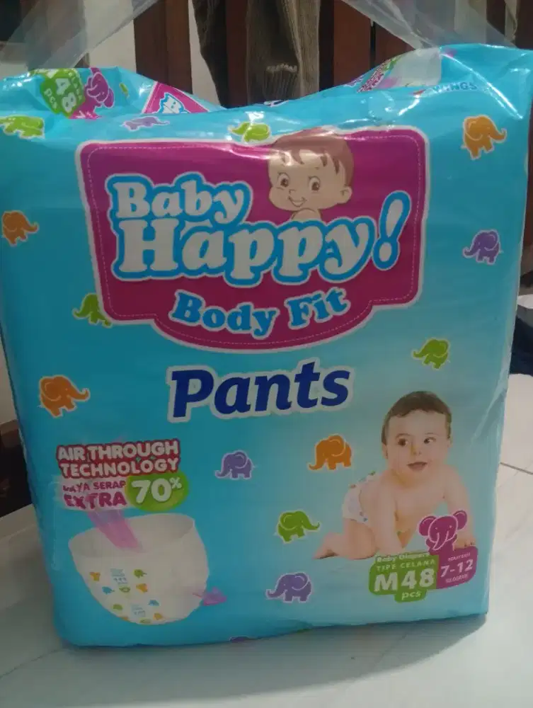 Pampers baby happy isi 48