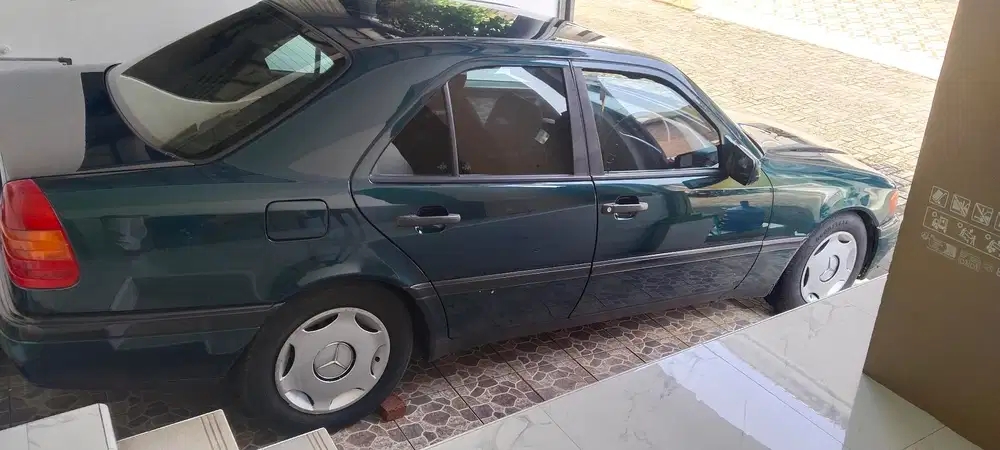 Mercedes-Benz C180 1994 Bensin