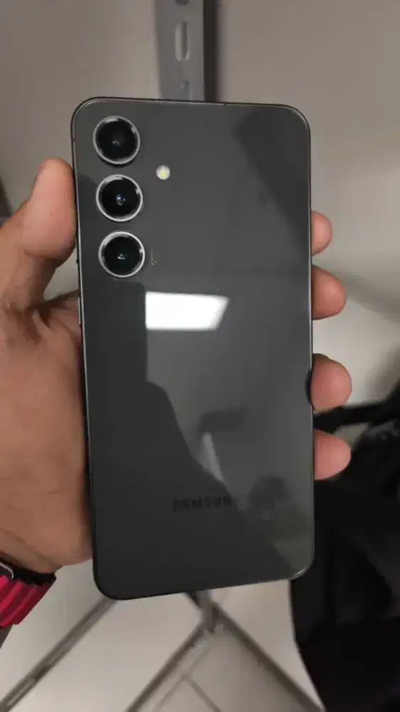 SAMSUNG S24 FE  8/512