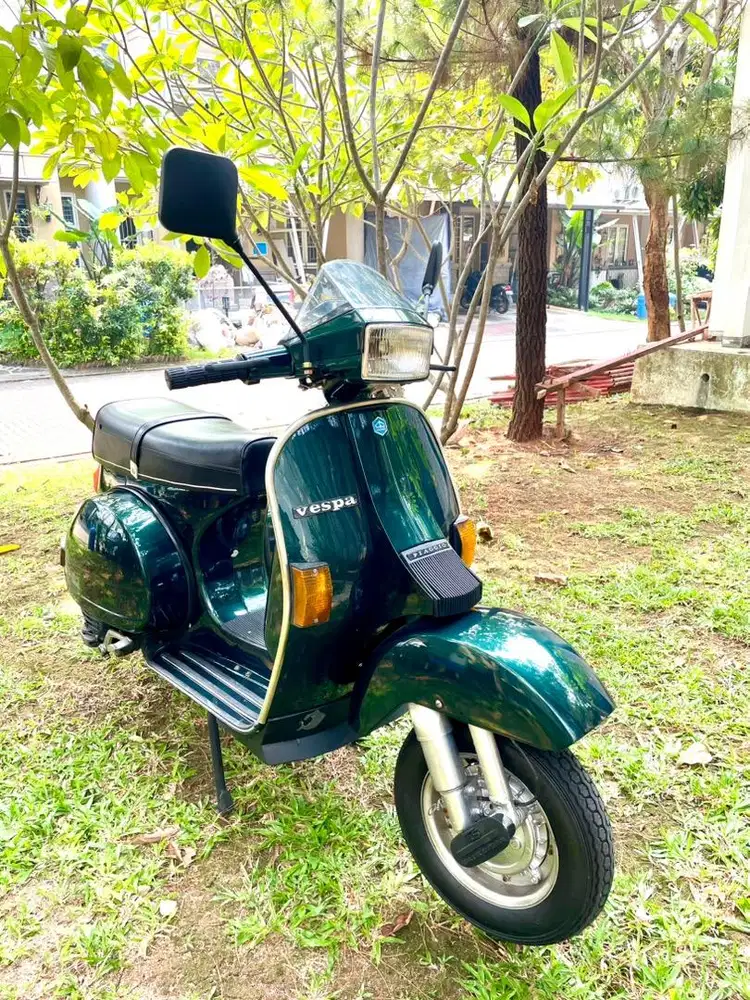 VESPA EXCEL 1992 HIJAU OSLO