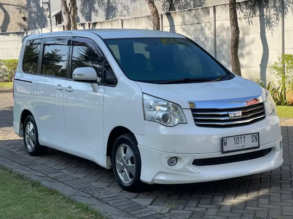 Toyota nav1 V matic