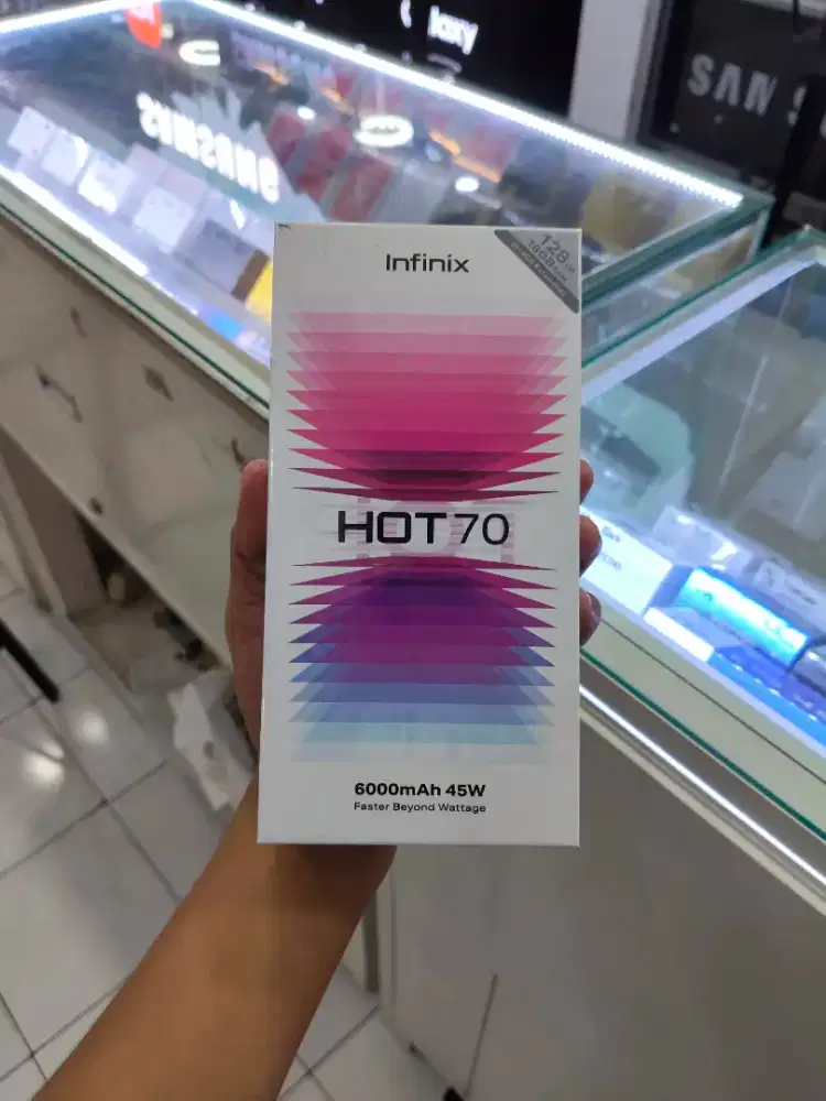 Infinix Hot 70 8/128 Baru