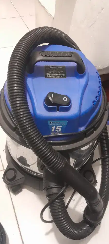 Vacuum cleaner 15L wet n dry